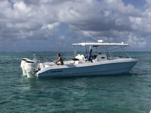 31ft-Twin-Vee-with-Extended-Roof-scaled-e1574909819528-1 (1)