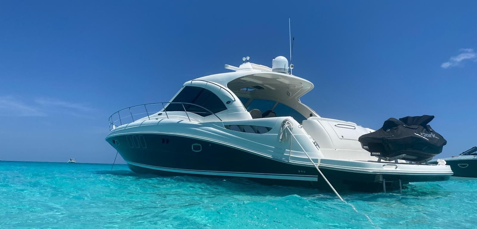 boat charters in Cayman Islands